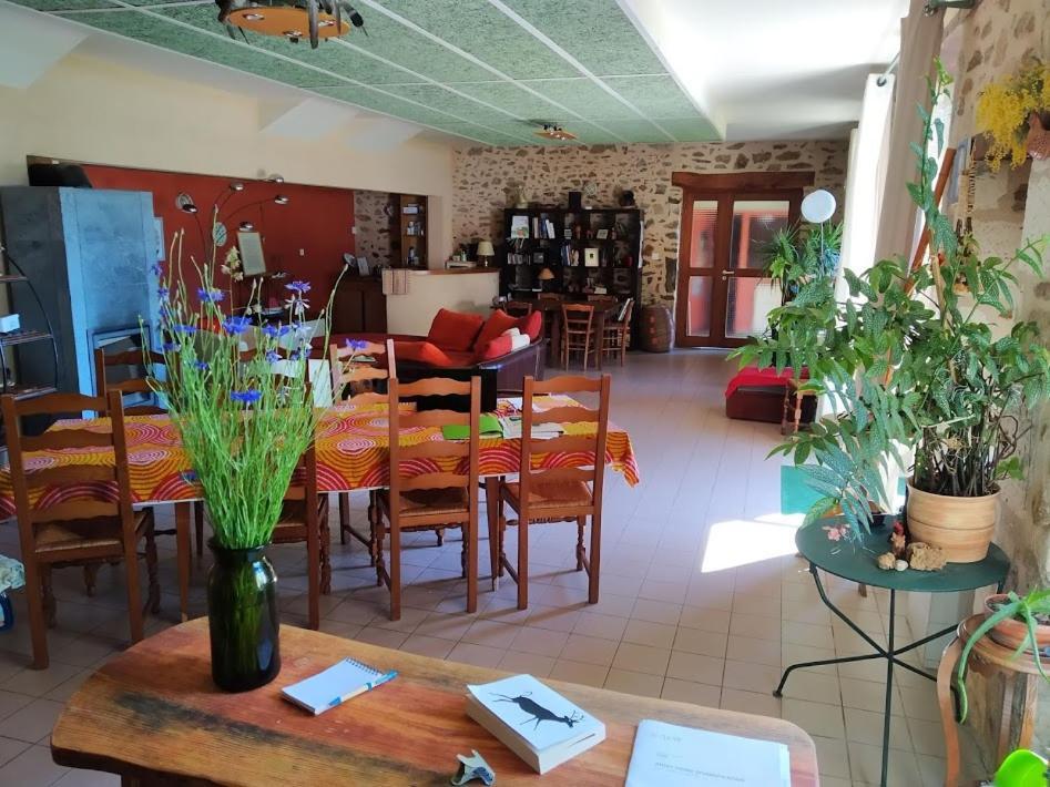 La Tribu De Lavaud Bed & Breakfast Saint-Quentin-sur-Charente Exterior foto